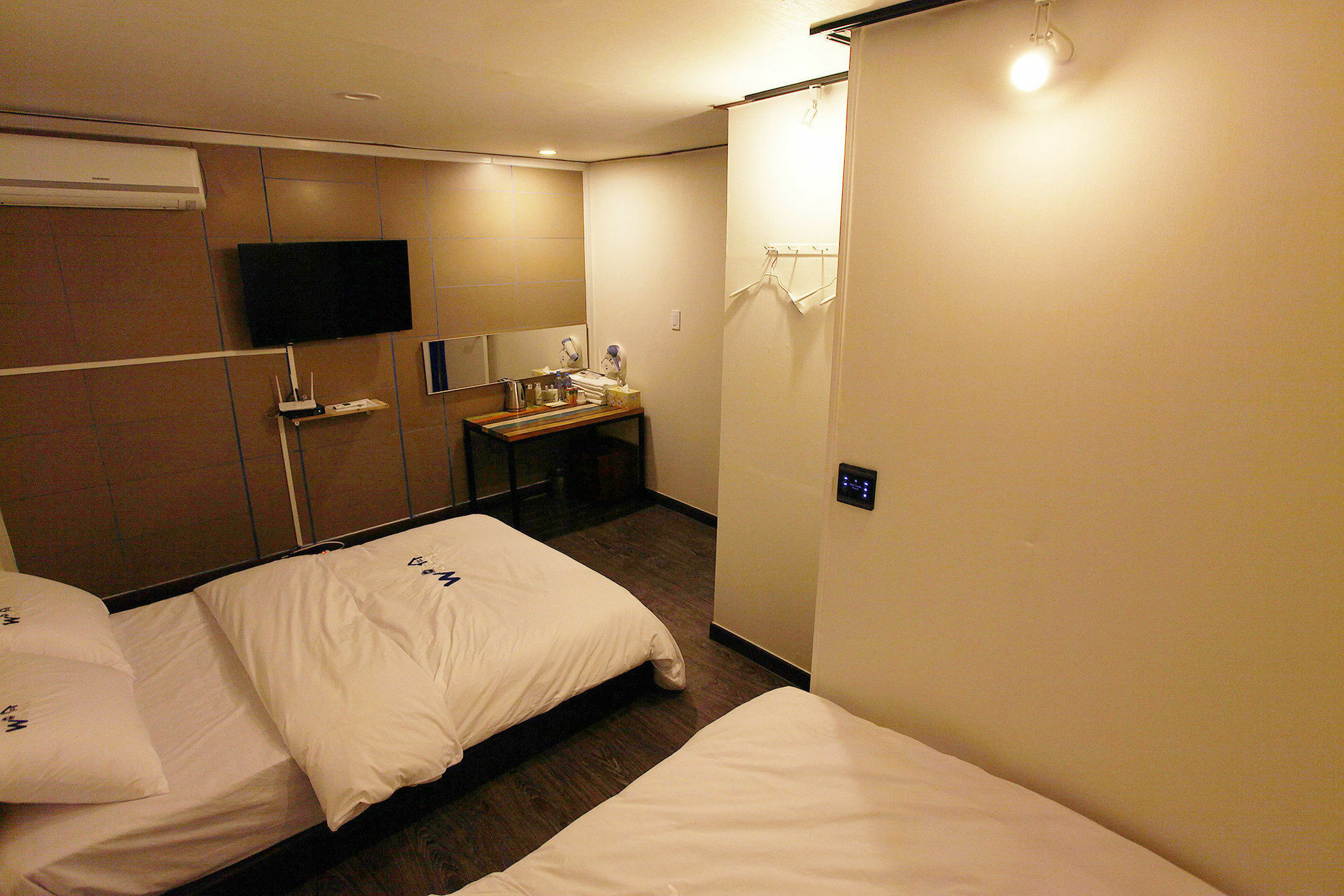 W Mini Hotel Dongdaemoon Seoul Exterior photo
